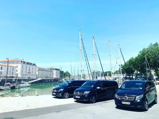 Véhicule Luxury Car sur l'Île de Ré