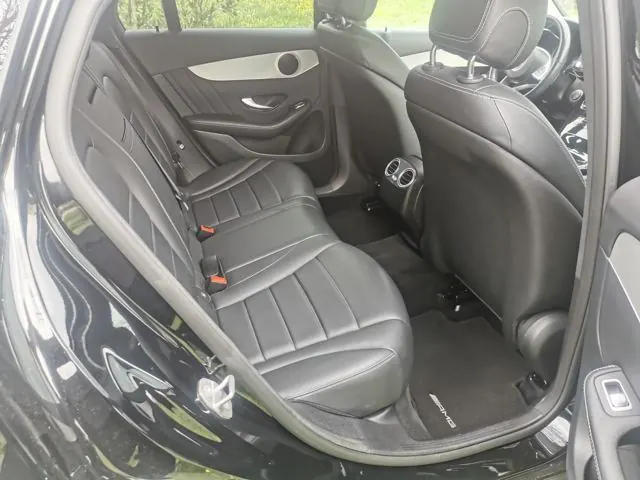 Luxury Car — chauffeur VTC en Charente-Maritime